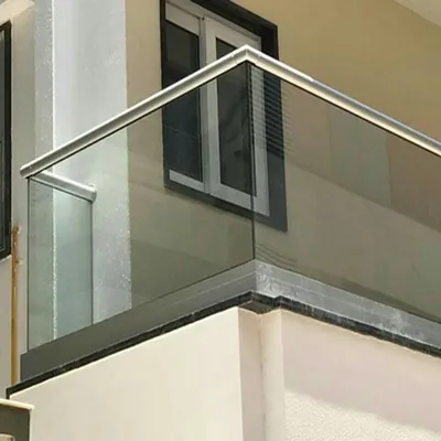 درابزين زجاج سكريت في جيزان